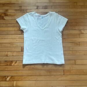 COPY - Brandy Melville white off white ribbed v-neck baby tee tshirt cropped